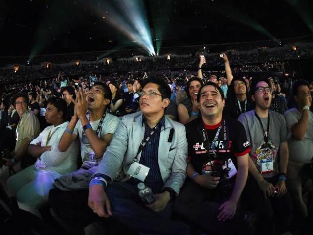 Crowd Reaction