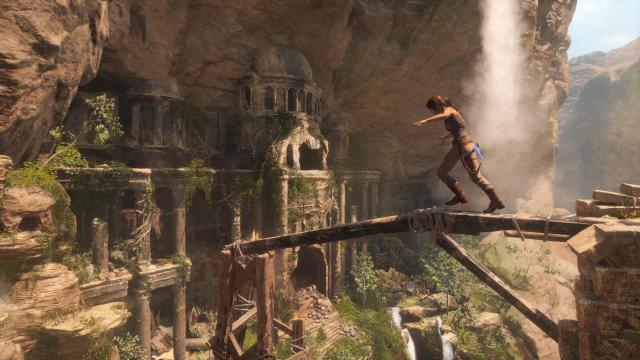 Rise of the Tomb Raider-Survive Trinity's Assault